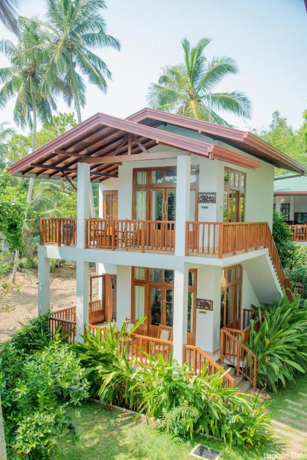 Lagoon Gate Tangalle Resort ภายนอก รูปภาพ